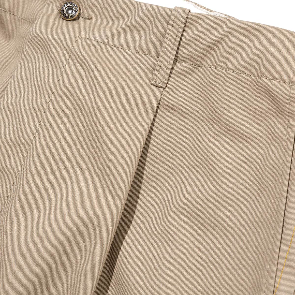 UNIVERSAL OVERALL × HILLS FIELD CAMP ADDICTIVE TUCK TAPERD ベージュ
