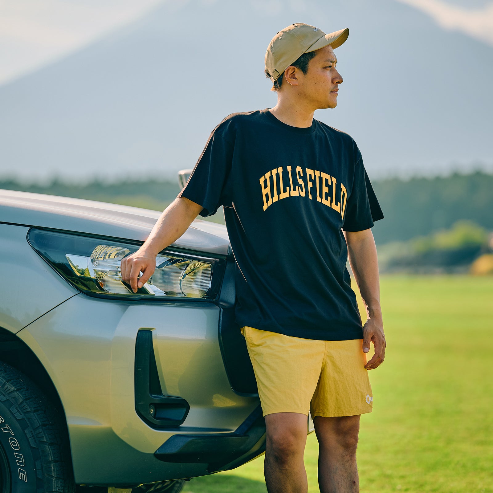 COLLEGE LOGO T-SHIRT ブラック