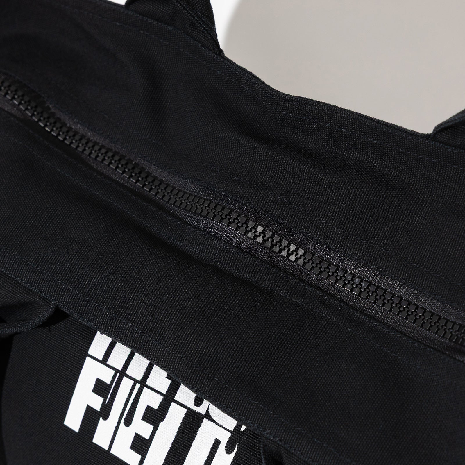 HILLS FIELD DRIP LOGO TOTE BAG ブラック