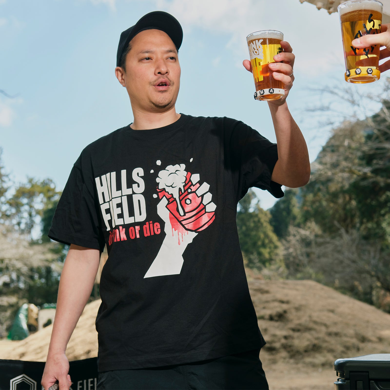 OSAKEMAN IDIOT” T-Shirt お酒マンイディオット Tシャツ – HILLS FIELD