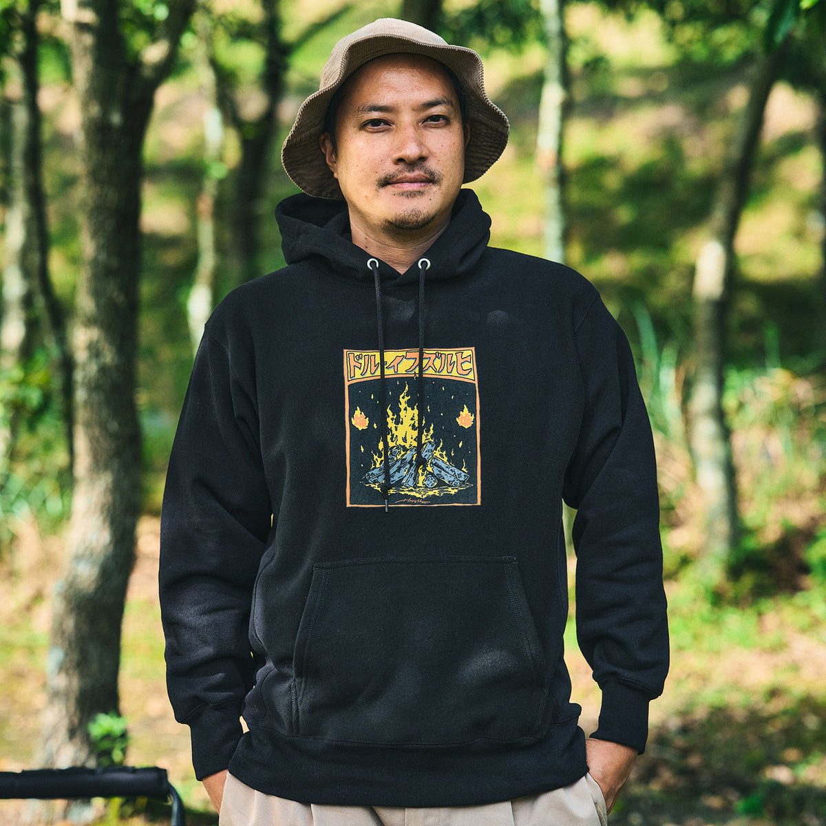 TOMOSHIBI TAKIBI HOODIE ブラック