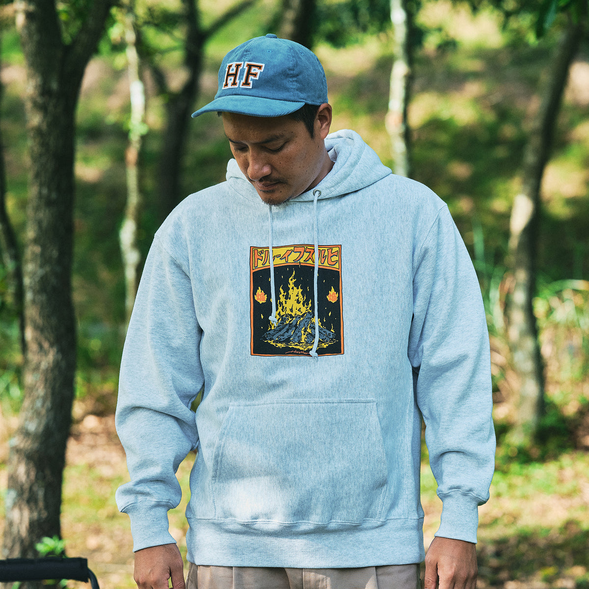 TOMOSHIBI TAKIBI HOODIE アッシュ